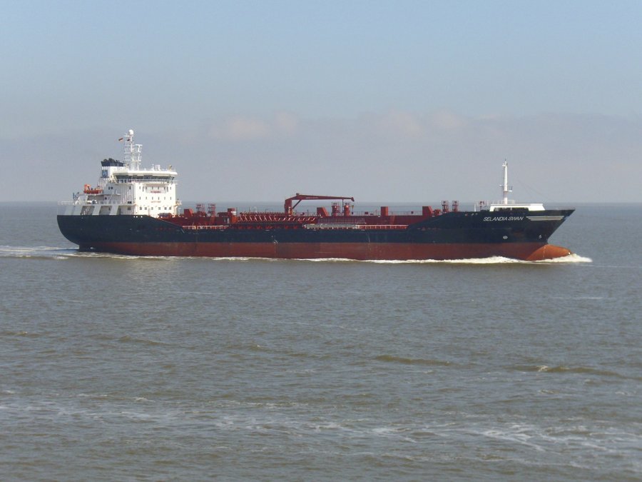 Transit: FRANK                entering English South Coast at The Dover Strait