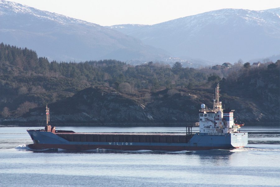  Scottish West Coast - WILSON PARNU         transiting North Channel at Belfast