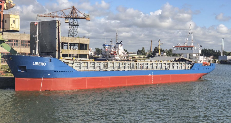 Transit: LIBERO               entering English South Coast at The Dover Strait