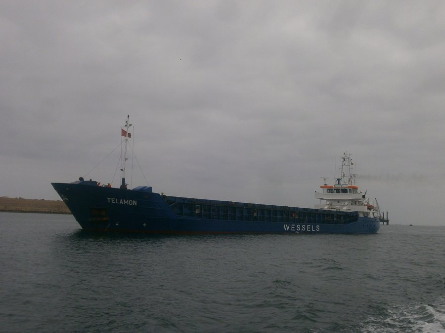 Transit: WILSON DUSAVIK       entering English South Coast at The Dover Strait