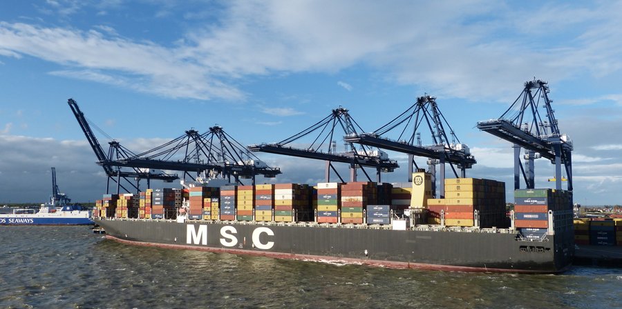 Transit: MSC BETTINA          entering English South Coast at The Dover Strait