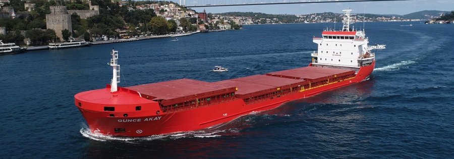 Transit: GUNCE AKAY           entering English South Coast at The Dover Strait