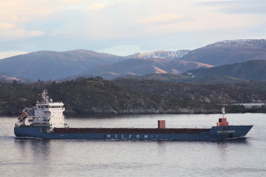 Humber Arrival: WILSON NARVIK