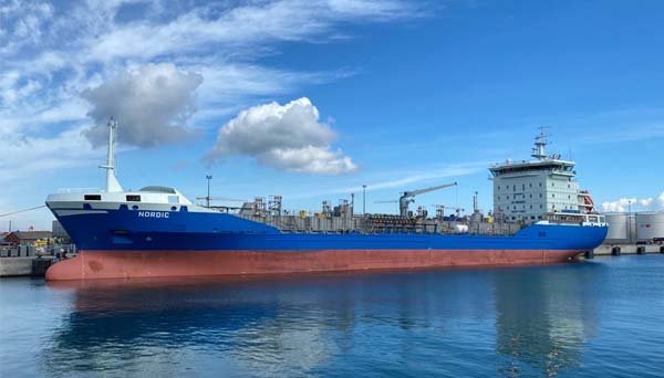Transit: NORDIC               entering English South Coast at The Dover Strait