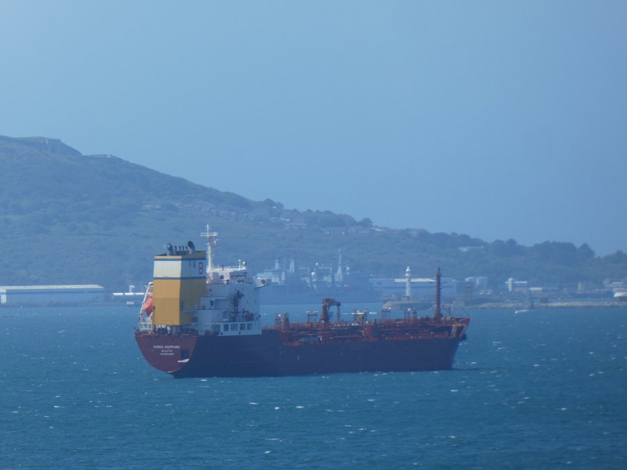 Transit: SONGA SAPPHIRE       entering English South Coast at The Dover Strait