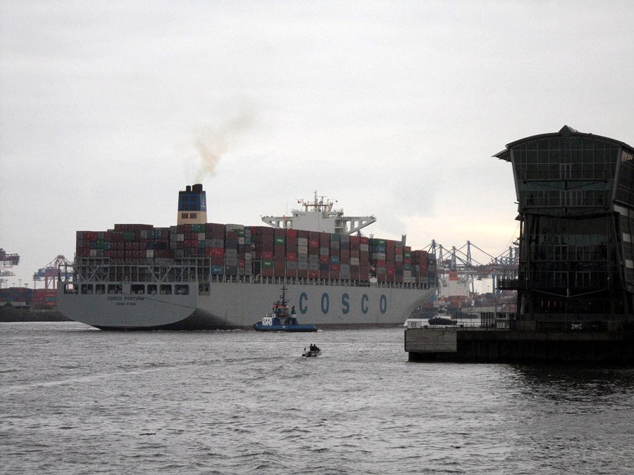 Transit: COSCO FORTUNE        entering English South Coast at The Dover Strait