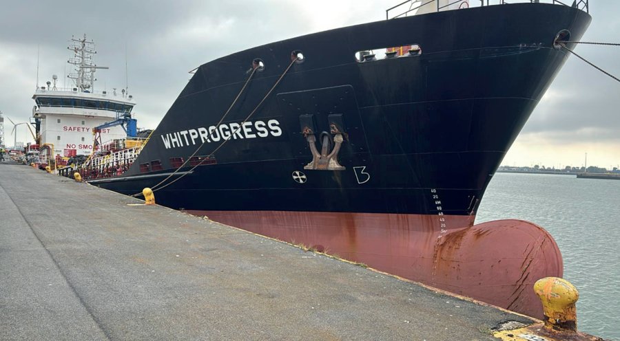 Thames Arrival: WHITPROGRESS