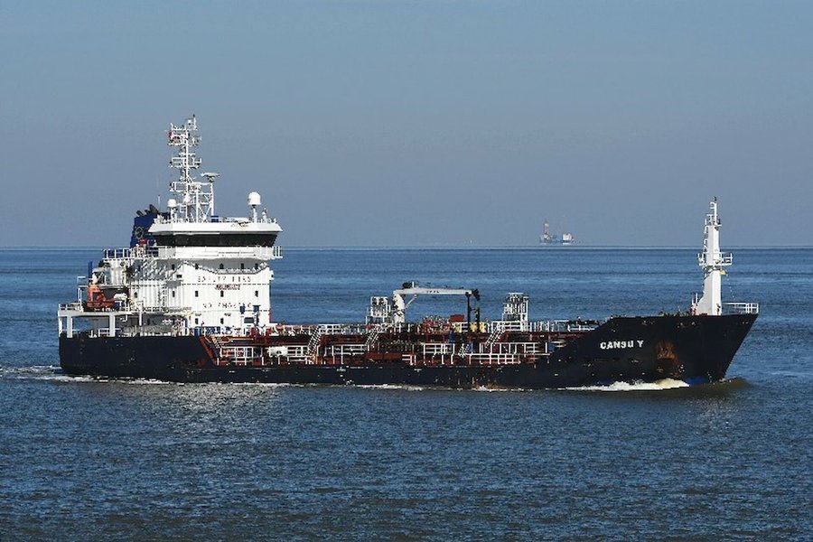 Transit: CANSU Y              entering English South Coast at The Dover Strait
