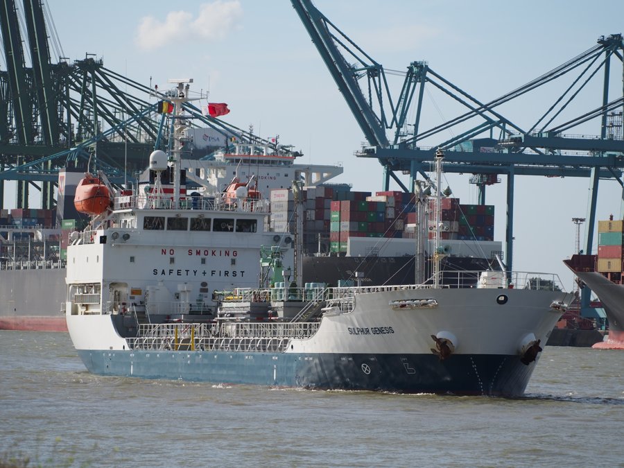  Celtic Sea - SULPHUR GENESIS      transiting Celtic Sea
