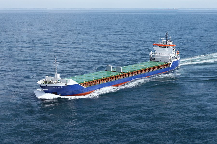  Irish Sea - NM COPENHAGEN        transiting Irish Sea off Wales