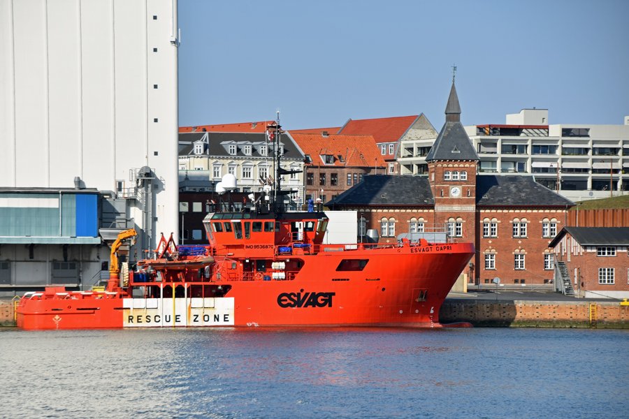 Transit: ESVAGT CAPRI         entering Scottish East Coast at Aberdeen to Dornoch Firth Coast