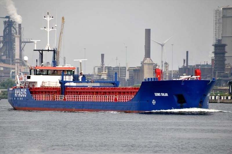 Transit: EEMS SOLAR           entering English South Coast at The Dover Strait