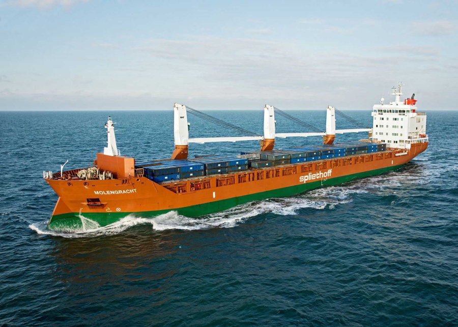 Transit: MOLENGRACHT          entering English South Coast at The Dover Strait