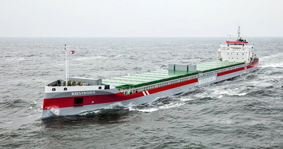  Scottish North Coast - REESTBORG transiting Pentland Firth