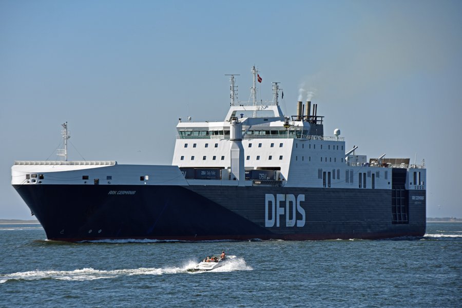 Transit: ARK GERMANIA         entering English South Coast at The Dover Strait