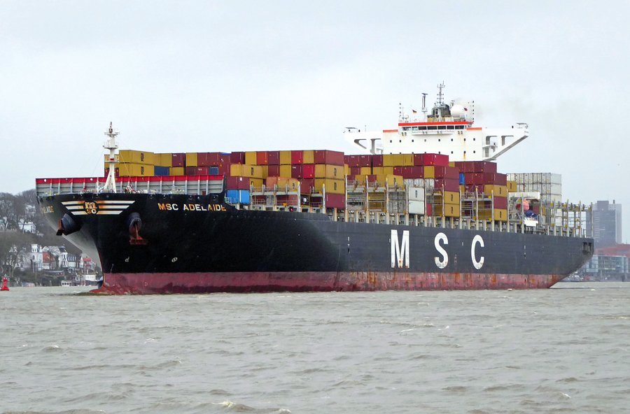 Transit: SAPPHIRE TOWER       entering English South Coast at The Dover Strait