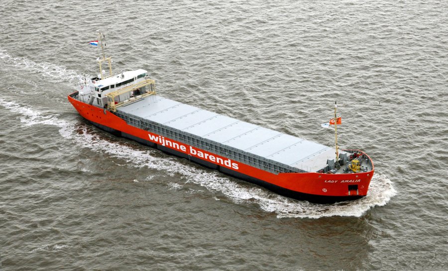 Transit: LADY AMALIA          entering English South Coast at The Dover Strait