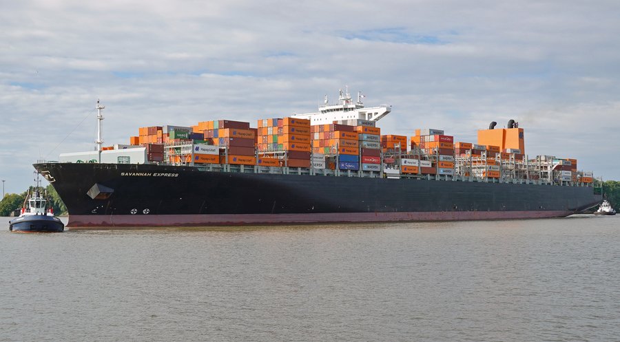  Celtic Sea - SAVANNAH EXPRESS     transiting Celtic Sea