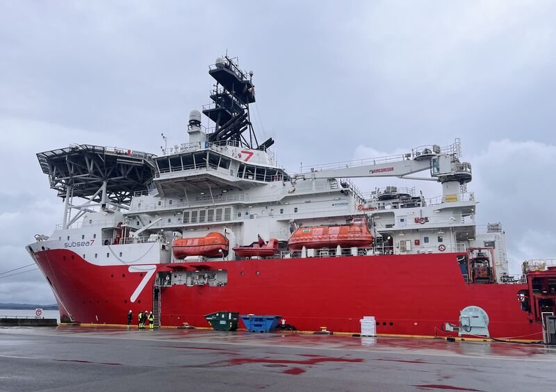 SEVEN KESTREL transiting Dornoch Firth Coast on the Scottish East Coast  