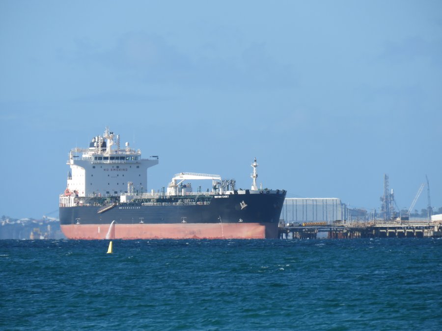 Transit: ASTROLIGHT entering English South Coast at The Dover Strait