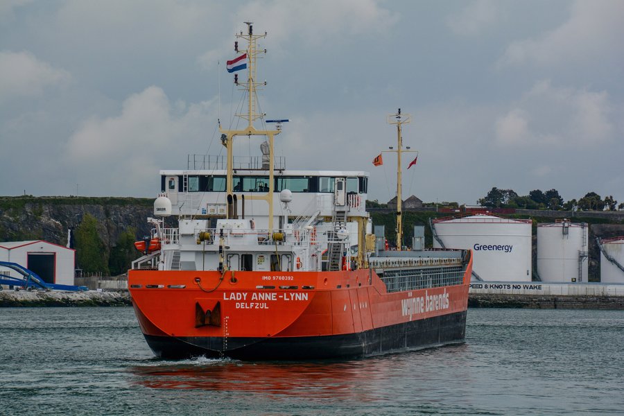 Humber Departure: LADY ANNE-LYNN      