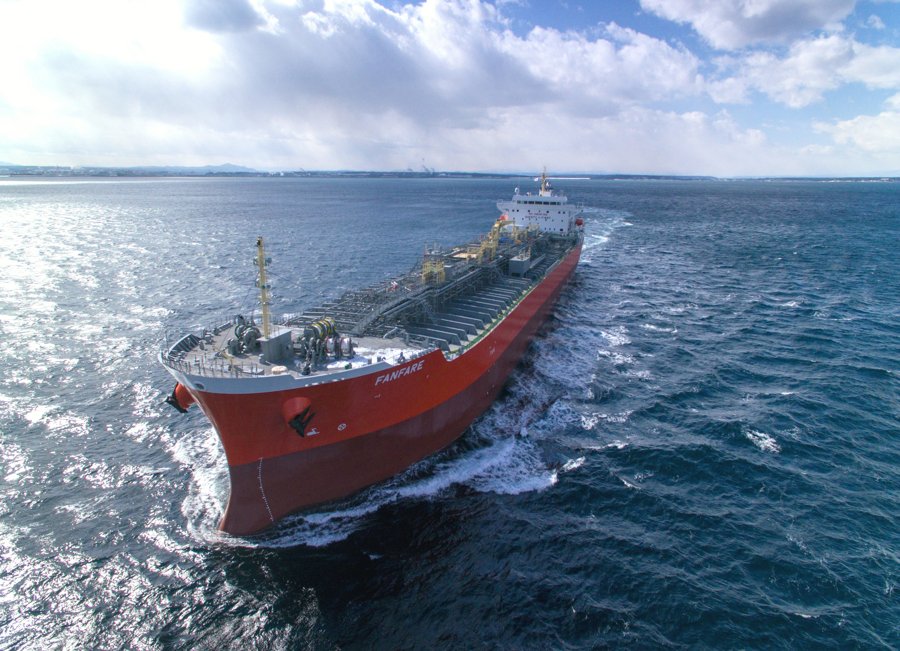Transit: FANFARE              entering English South Coast at The Dover Strait