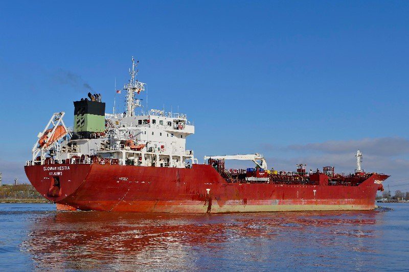  Celtic Sea - SLOMAN HESTIA        transiting Celtic Sea