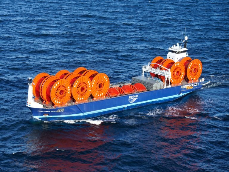 Southampton Departure: WESTERN ROCK        