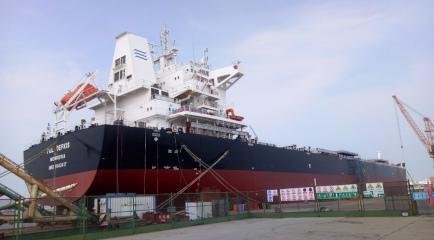  Celtic Sea - POLYDEFKIS           transiting Celtic Sea