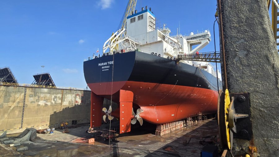 Southampton Departure: MARAN TIDE