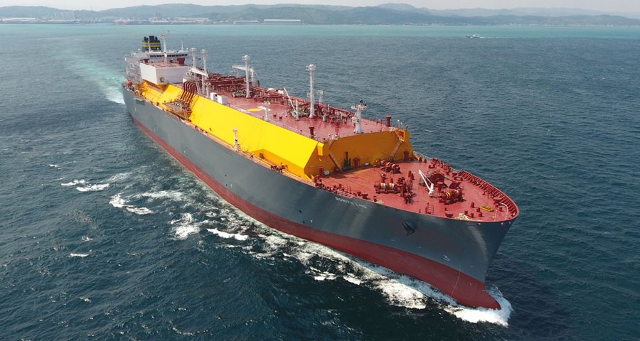 Transit: BONITO LNG           entering English South Coast at The Dover Strait