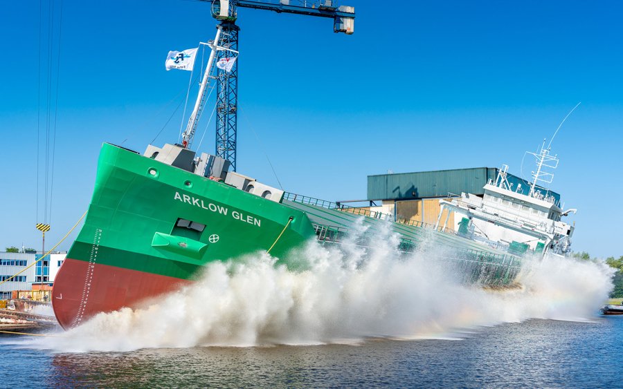  Irish Sea - ARKLOW GLEN          transiting Irish Sea off Wales