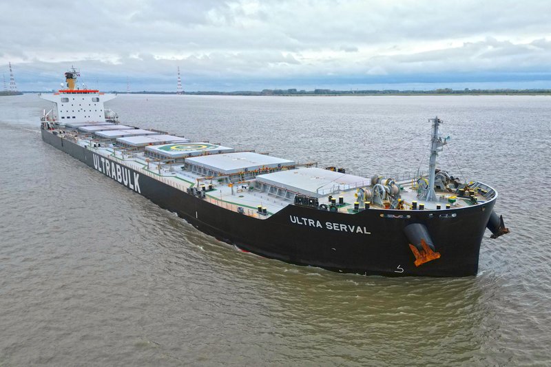 Transit: ULTRA SERVAL         entering English South Coast at The Dover Strait