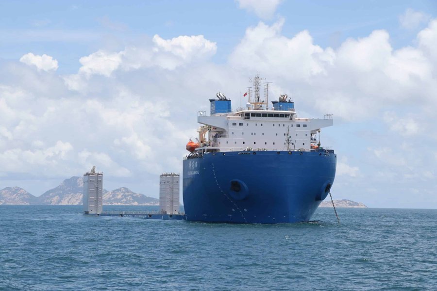 Photograph of the Heavy Lift Vessel: XIANG AN KOU         (IMO: 9888089). Documented in UK and Regional Shipping Movements.