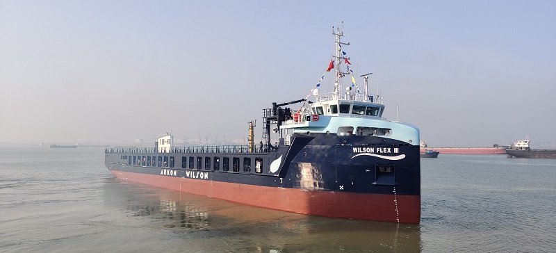  Celtic Sea - WILSON FLEX III      transiting Celtic Sea