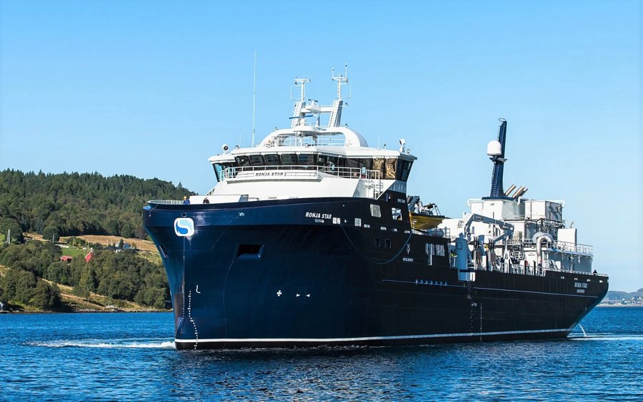  Scottish West Coast - RONJA STAR           transiting Sea of the Hebrides