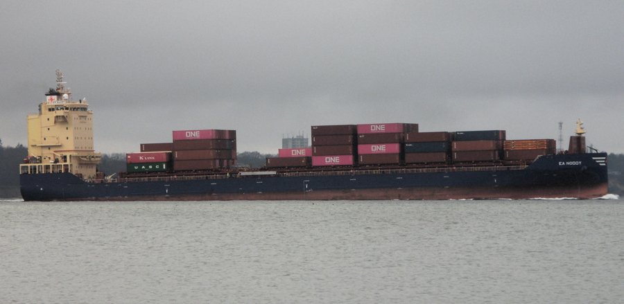 Transit: EA NODDY             entering English South Coast at The Dover Strait