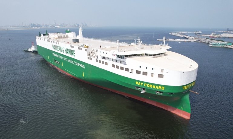 Transit: WAY FORWARD          entering English South Coast at The Dover Strait