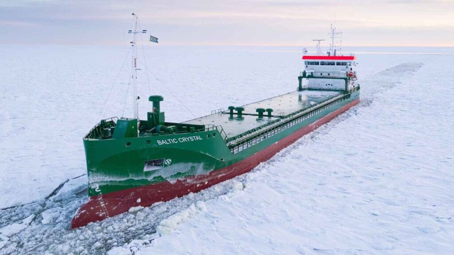 Humber Departure: BALTIC CRYSTAL      