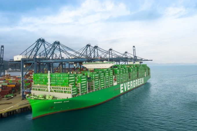  Celtic Sea - EVER ALLY            transiting Celtic Sea