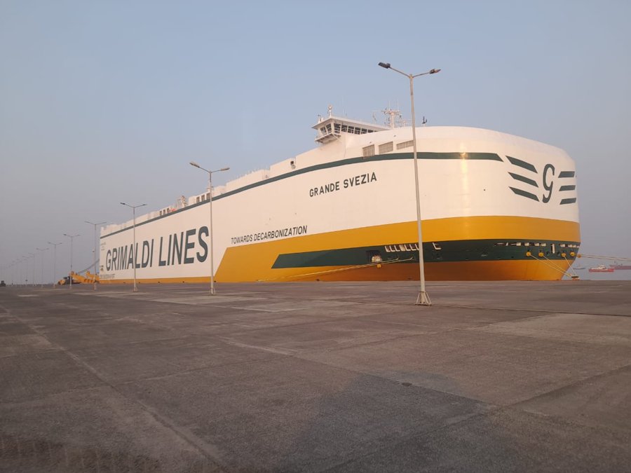  Celtic Sea - GRANDE SVEZIA        transiting Celtic Sea