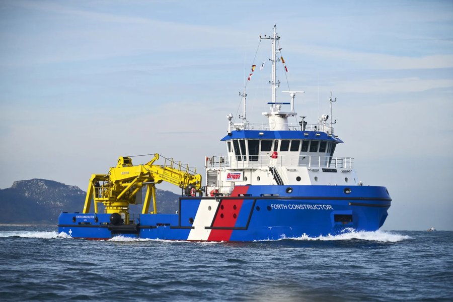 Photograph of the Buoy/Lighthouse Vessel: FORTH CONSTRUCTOR    (IMO: 9994979). Documented in UK and Regional Shipping Movements.