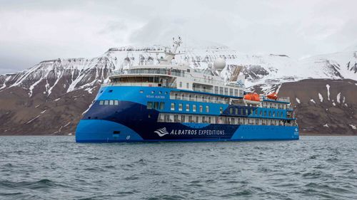 Photo of OCEAN ALBATROS